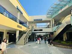 -宁波杉井奥特莱斯广场