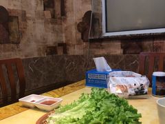 -牛信亭韩国料理·炭火烤肉(紫藤路店)