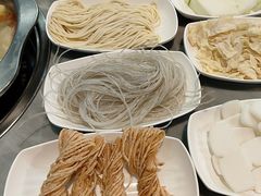 -光头药膳鸡(莱茵小镇店)