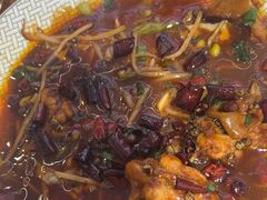 -嗨辣小聚·盘锦河蟹·海鲜烧烤龙虾(盘锦十年好店)