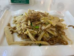 -熊猫主题餐厅