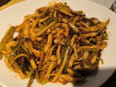 -前海沿·青岛菜(李沧万达店)
