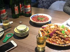 -六福烧烤酒馆(秦隆步行街店)