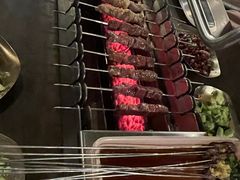 -麦凯伦烧烤·精酿超级工厂店(金桥总店)