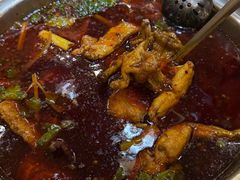 -肖肖酸萝卜鱼火锅(总店)