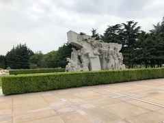 -上海市龙华烈士陵园