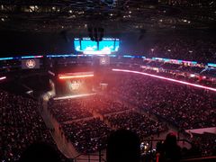 -梅赛德斯奔驰文化中心·停车场