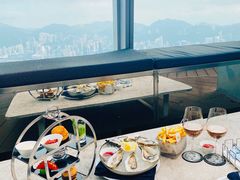-OZONE 顶楼酒吧(香港丽思卡尔顿酒店)