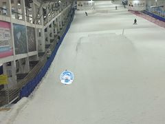 -乔波室内滑雪场