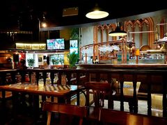 -皇冠自酿啤酒坊(中国红街5号楼店)