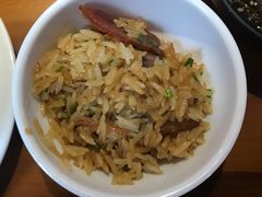 广式腊味煲仔饭-捞围鲜·港式打边炉(海阳路店)