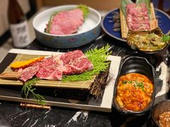 -山川小町·极番烧肉(新地假日广场店)