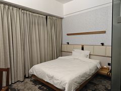 -拾乐酒店(中山站店)