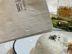 -燕庭·纯燕窝·甜品下午茶(南京西路店)