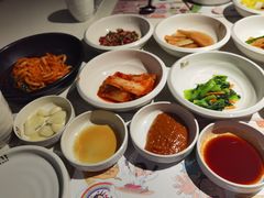 餐前小菜-本家韩国烤肉(青岛万象城店)
