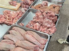 -标记美食新鲜猪杂(兴南大道店)