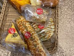 鲜奶面包-85度C(上海瑞丽店)