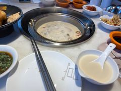-煲宫猪肚鸡(晶品店)