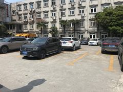 -上海天目湖宾馆-停车场
