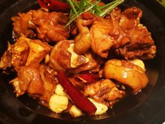 大蒜烧土鸡煲-山里亲戚(淞虹路店)