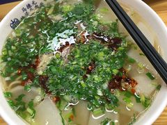 -马德元纯汤牛肉面(太奥广场店)