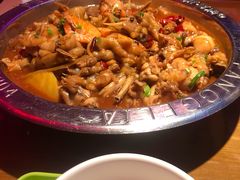 牛蛙煲-胖哥俩肉蟹煲(万国店)