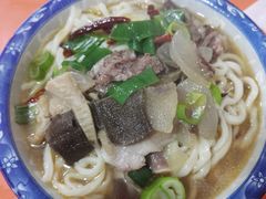 -陕西特色牛肉面