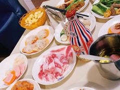 -爱客得牛排海鲜烤肉·火锅自助(春熙路黑金好店)