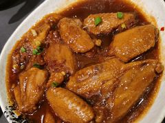 蜜汁鸡翅-聚汇三少·龙虾·中餐厅(莫邪路新天地店)
