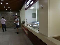 -淀山湖服务区餐厅