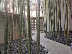 -穹六人间 people 6(岳阳路店)