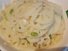-绿草地·湘菜(酃湖师院店)