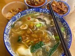 -邱芳粉店(迎宾大道旗舰店)