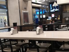 大堂-康师傅私房牛肉面(马泉营奥莱店)