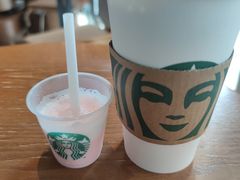 -星巴克(七宝领展广场1F店)