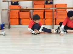 -小荧星艺校(浦东中环分校)