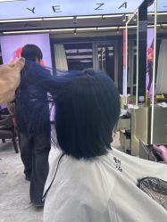 -藤野造型烫发染发