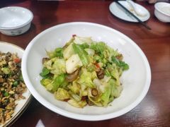 -湖南人家湘菜馆(镇江路店)