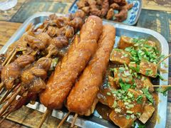 -吕奎小吃老兵臭豆腐