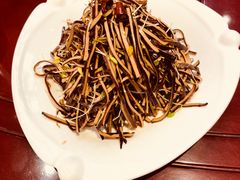 香椿苗拌干丝-聚宾楼·烤鸭·家宴(科技三路店)