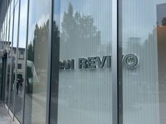 -URBAN REVIVO(西安Momopark店)