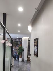 -苗方清颜专业祛痘·皮肤管理