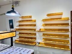 -罗伯特眼镜·蔡司官方授权(罗湖国贸店)