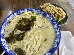 -雪琴面馆富安特色鱼汤面(城中花园店)