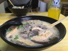 -津津老鸭粉丝馆(正东路店)
