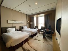 -天津梅江中心皇冠假日酒店