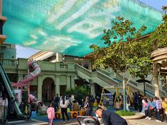 -王府井奥莱临潼小镇(临潼店)