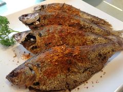 -赶海部落海鲜城(海阳路店)