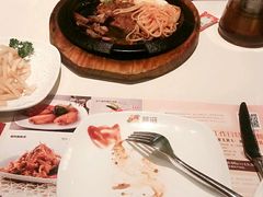 -菲滋意式休闲餐厅(北仑银泰城店)