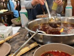 -肖肖酸萝卜鱼火锅(总店)